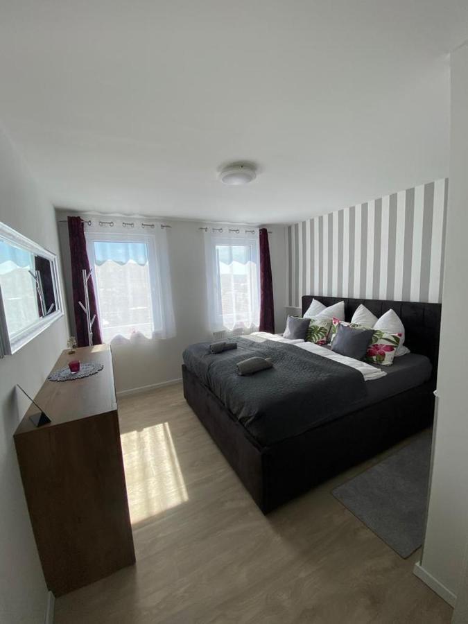 Schoene Ferienwohnung „Zum Glueck Tropical“ Eisenach Exteriör bild